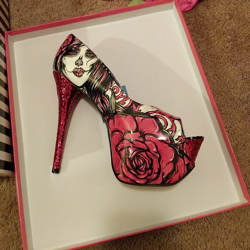 COPY - Pink and black sparkly heels